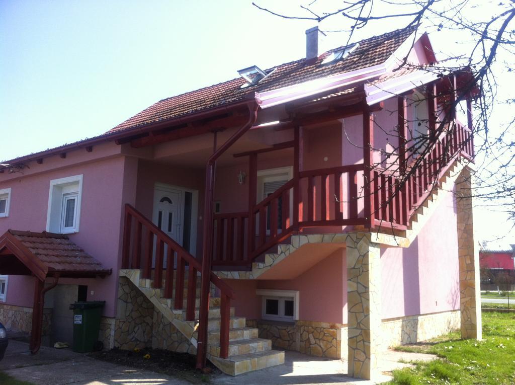 Apartman Anka Ratkovica Ngoại thất bức ảnh