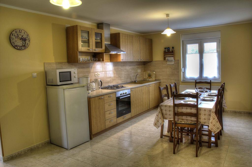 Apartman Anka Ratkovica Ngoại thất bức ảnh